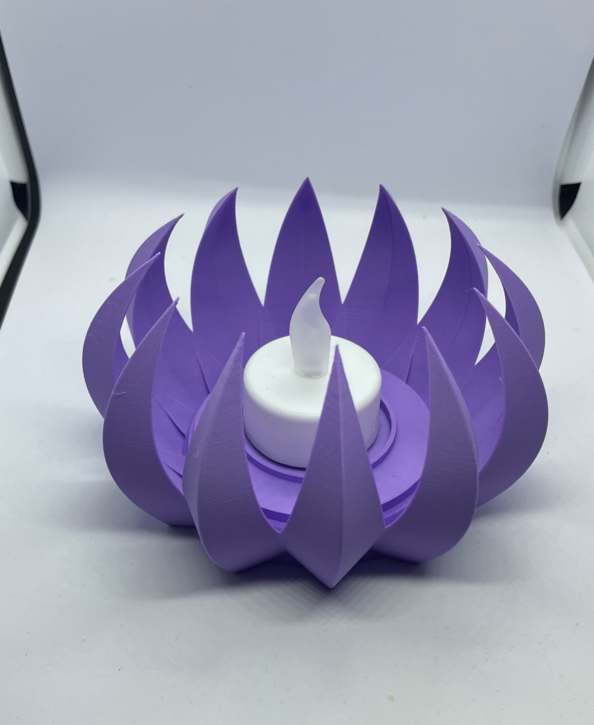 The Yaro Tealight Candle Holder
