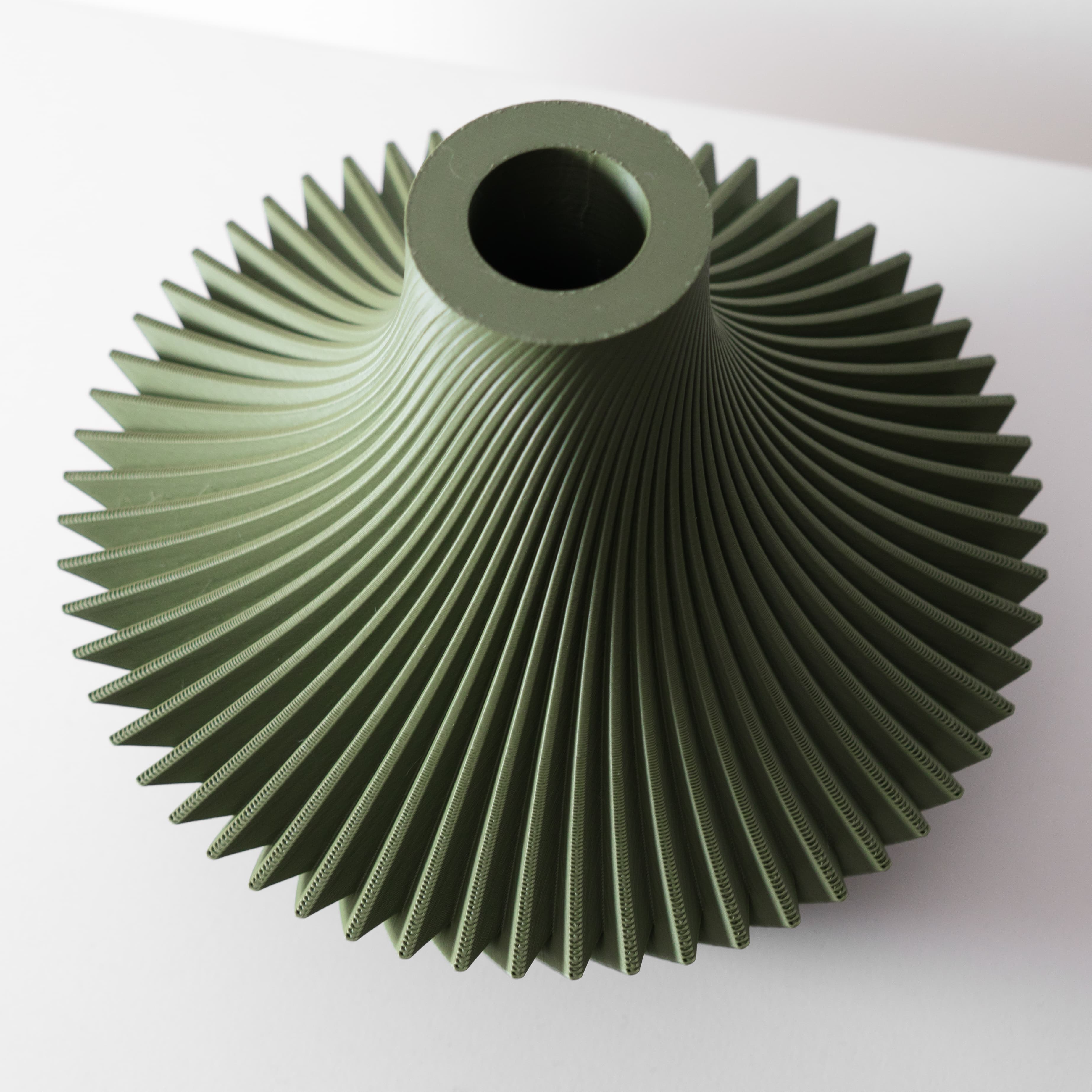 The Kitan Short Vase