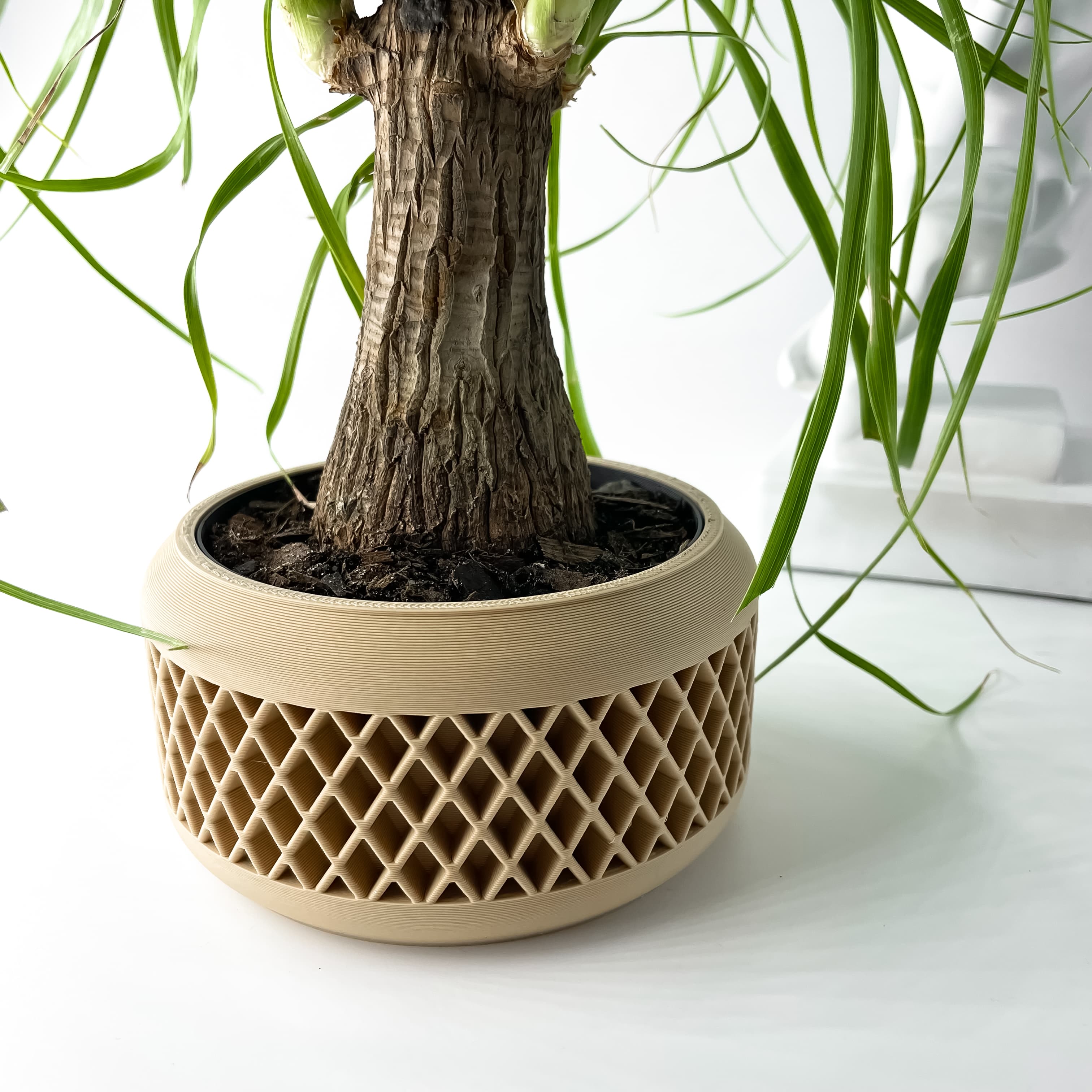 The Uvix Planter Pot With Drainage Tray & Stand Included