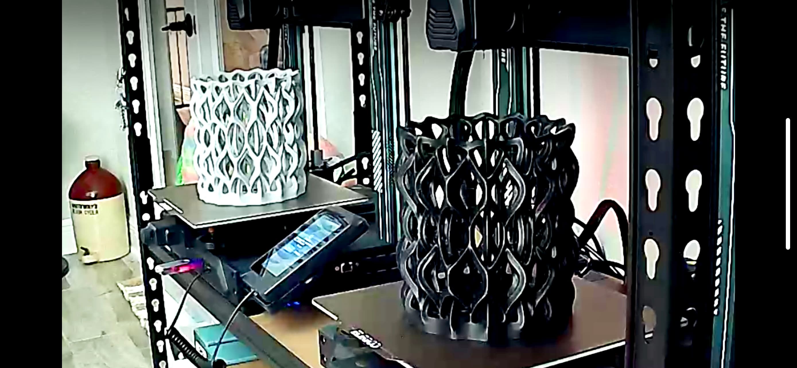 Chain Pendant Lamp 02