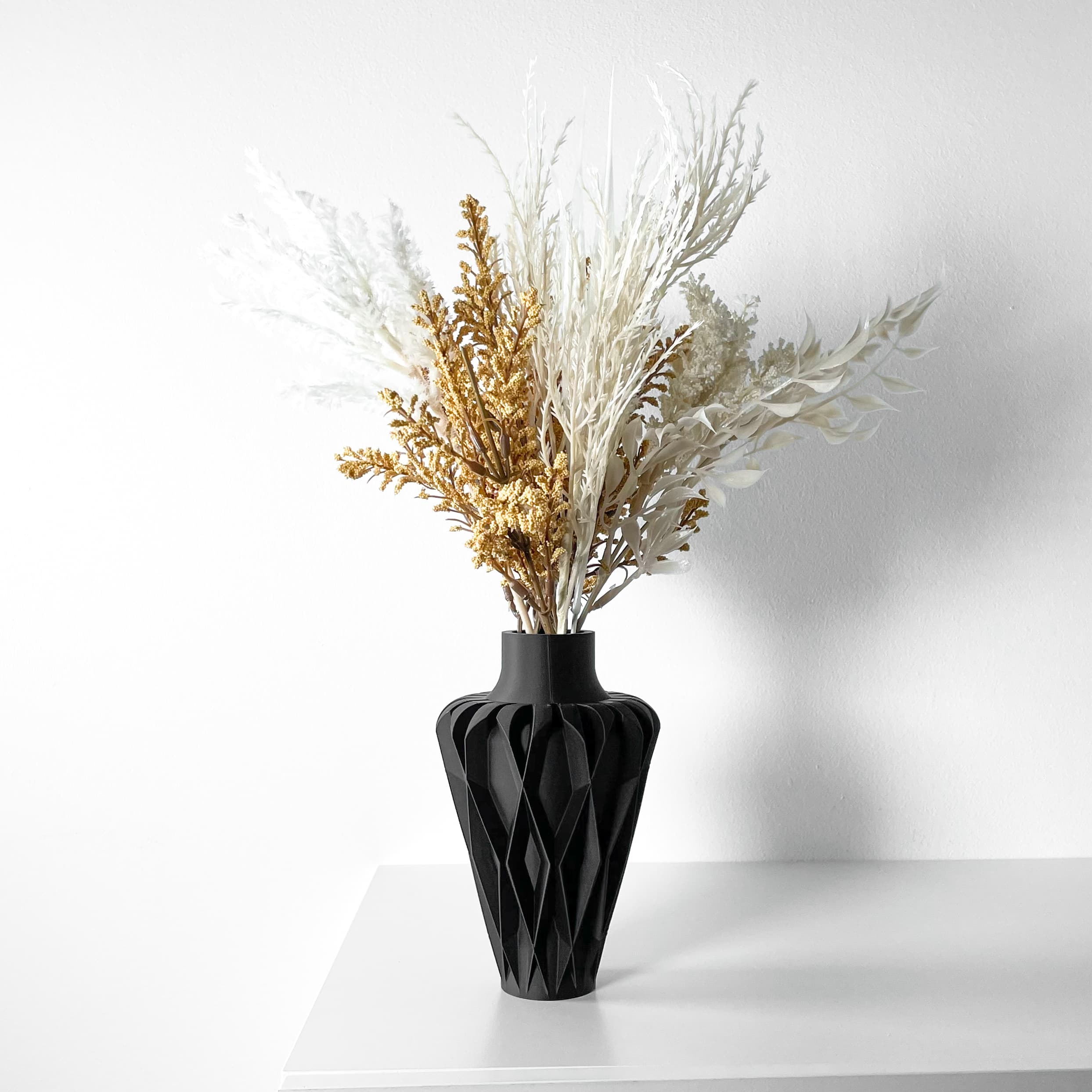 The Lunor Vase