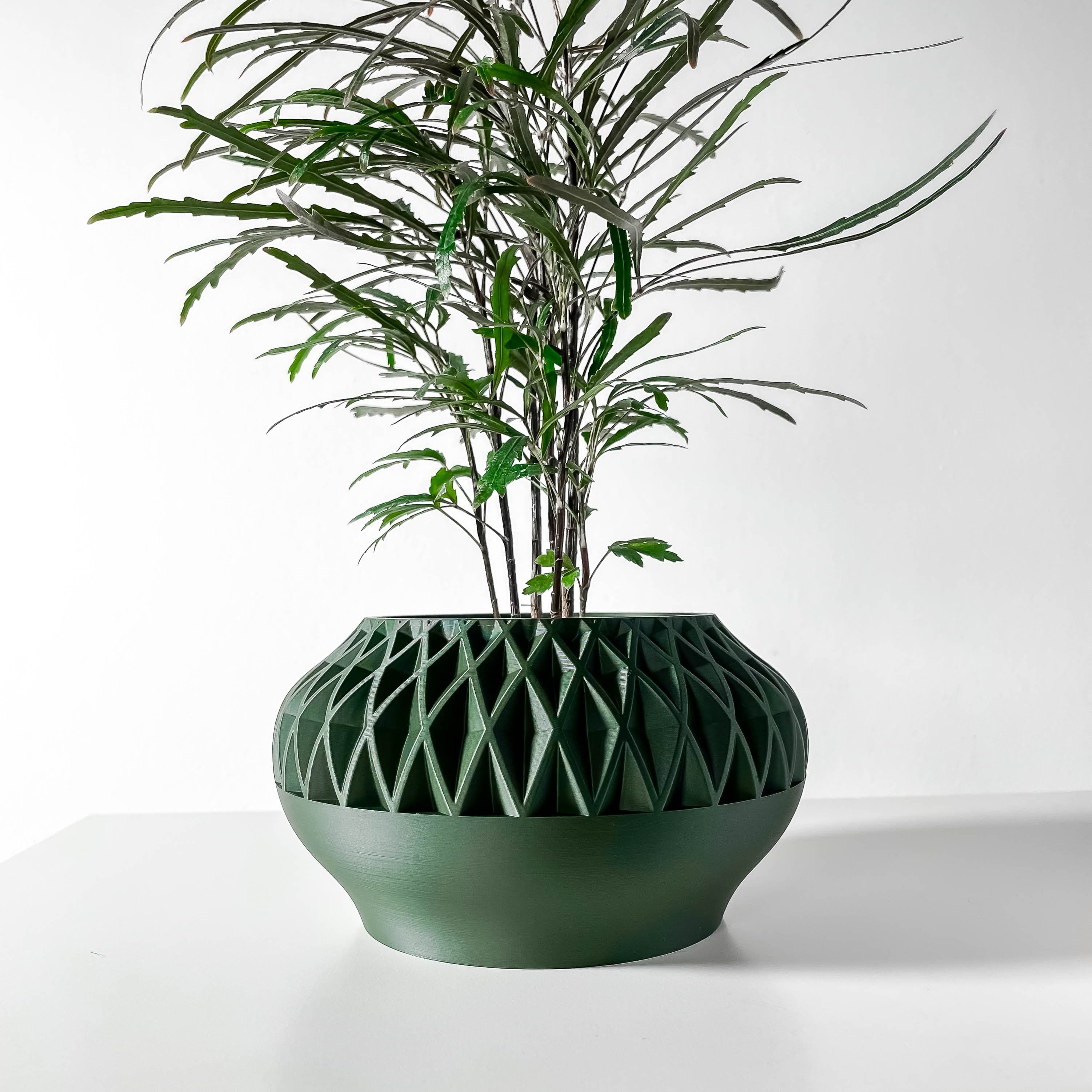 The Ersos Planter Pot With Drainage Tray & Stand