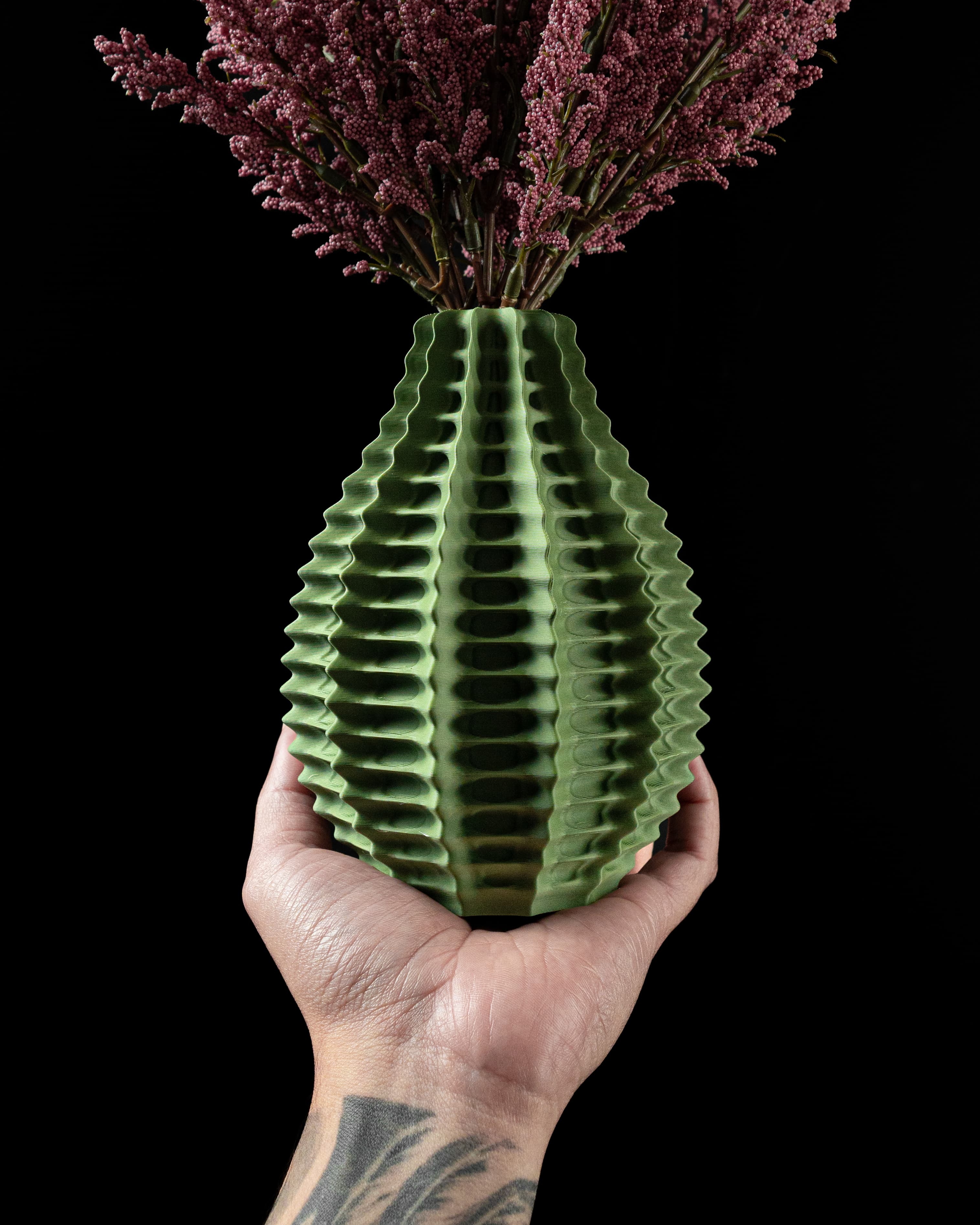Ribbed Flower Vase