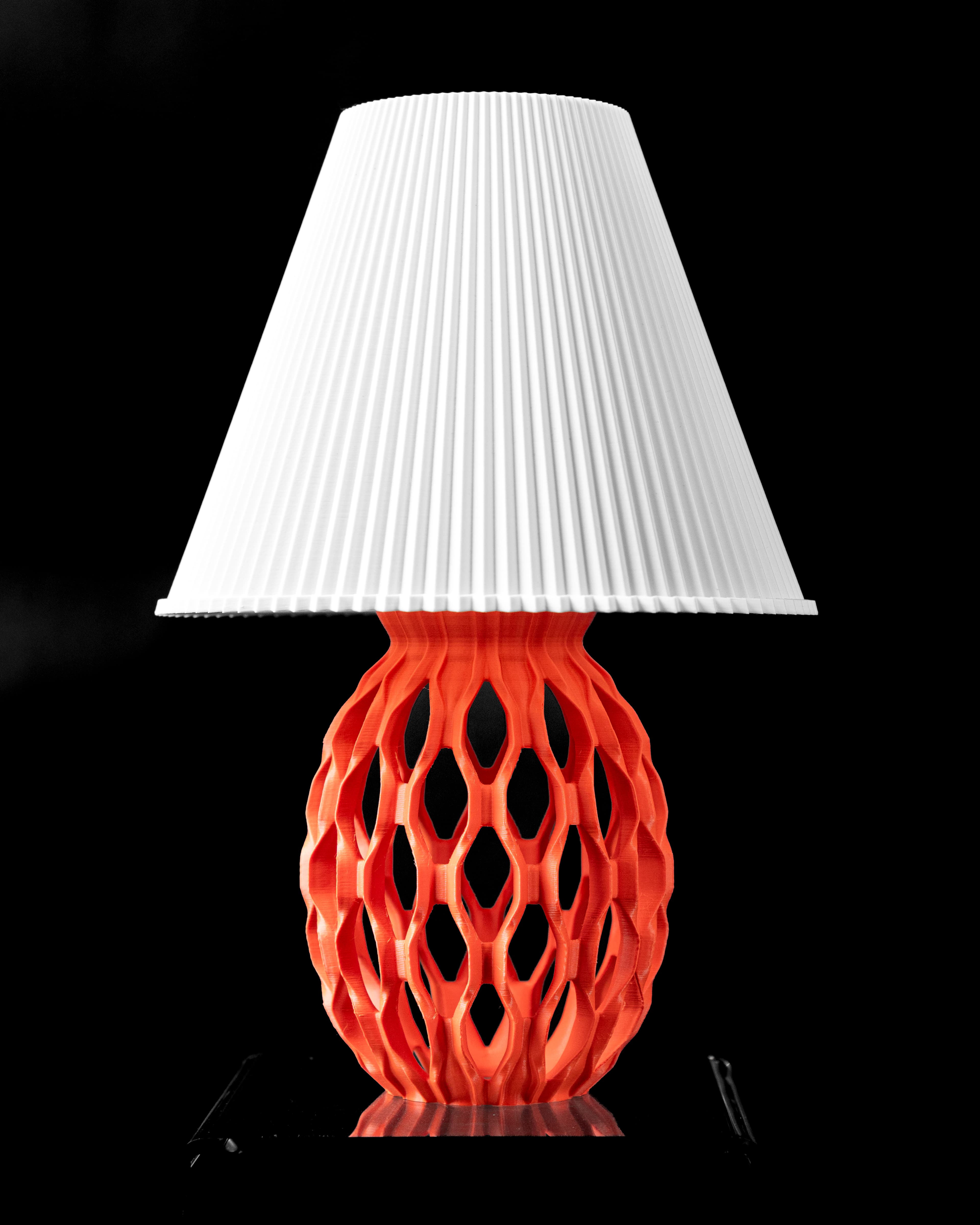 Chain Table Lamp