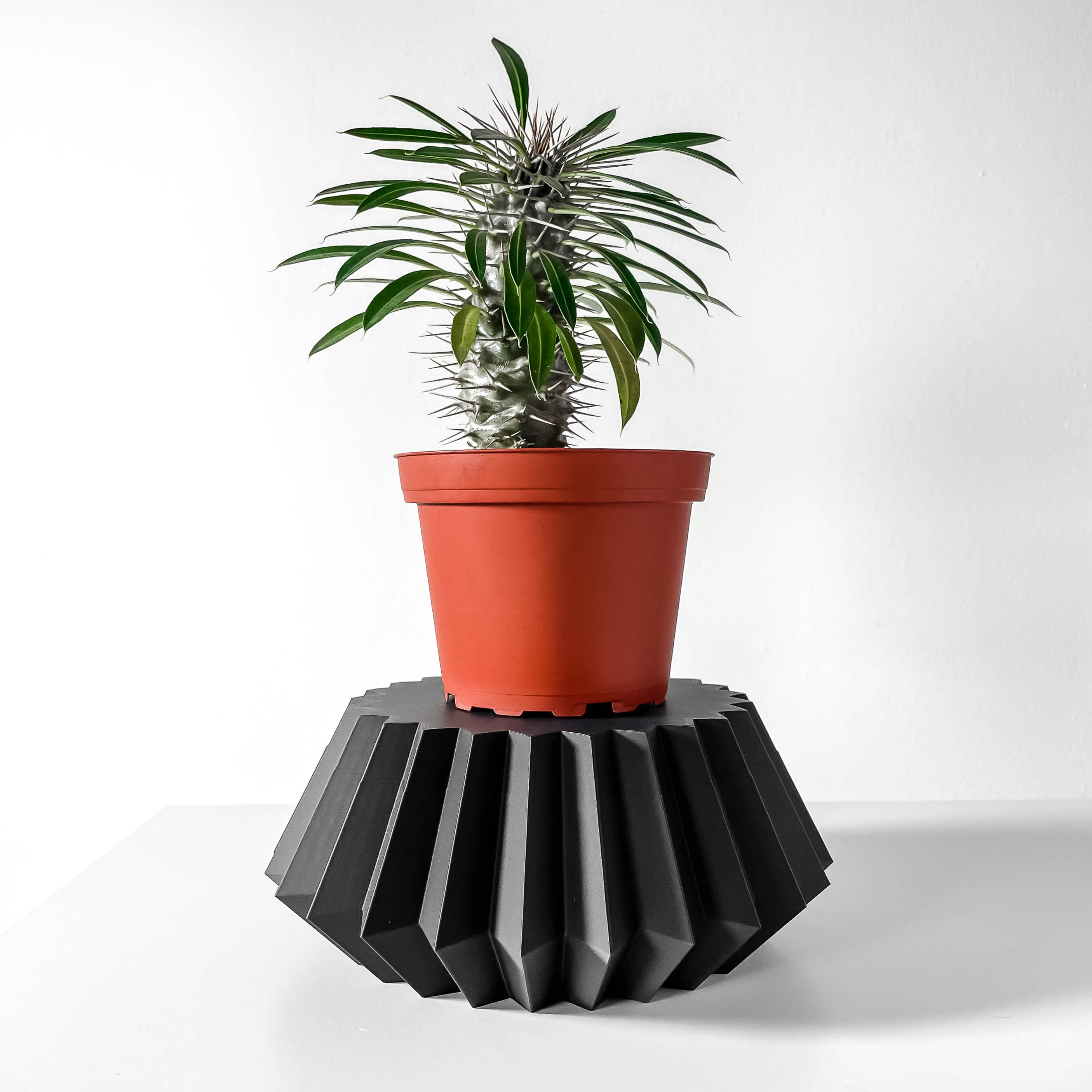 The Ranio Display Stand For Unique Items, Candles, Or Plants