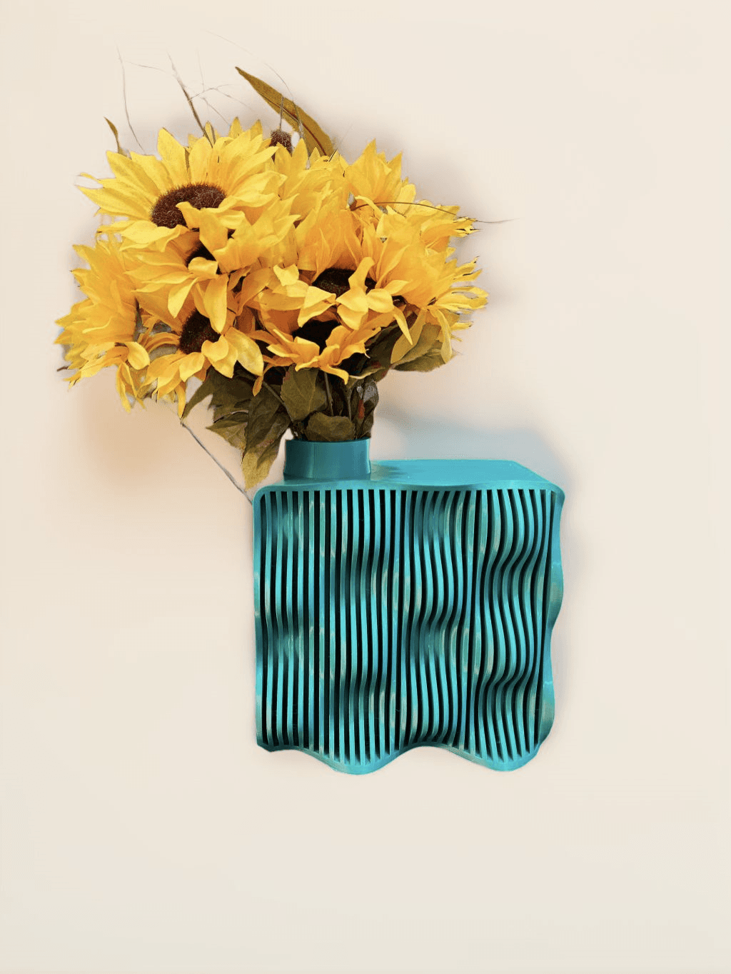 The Kamso Wave Vase
