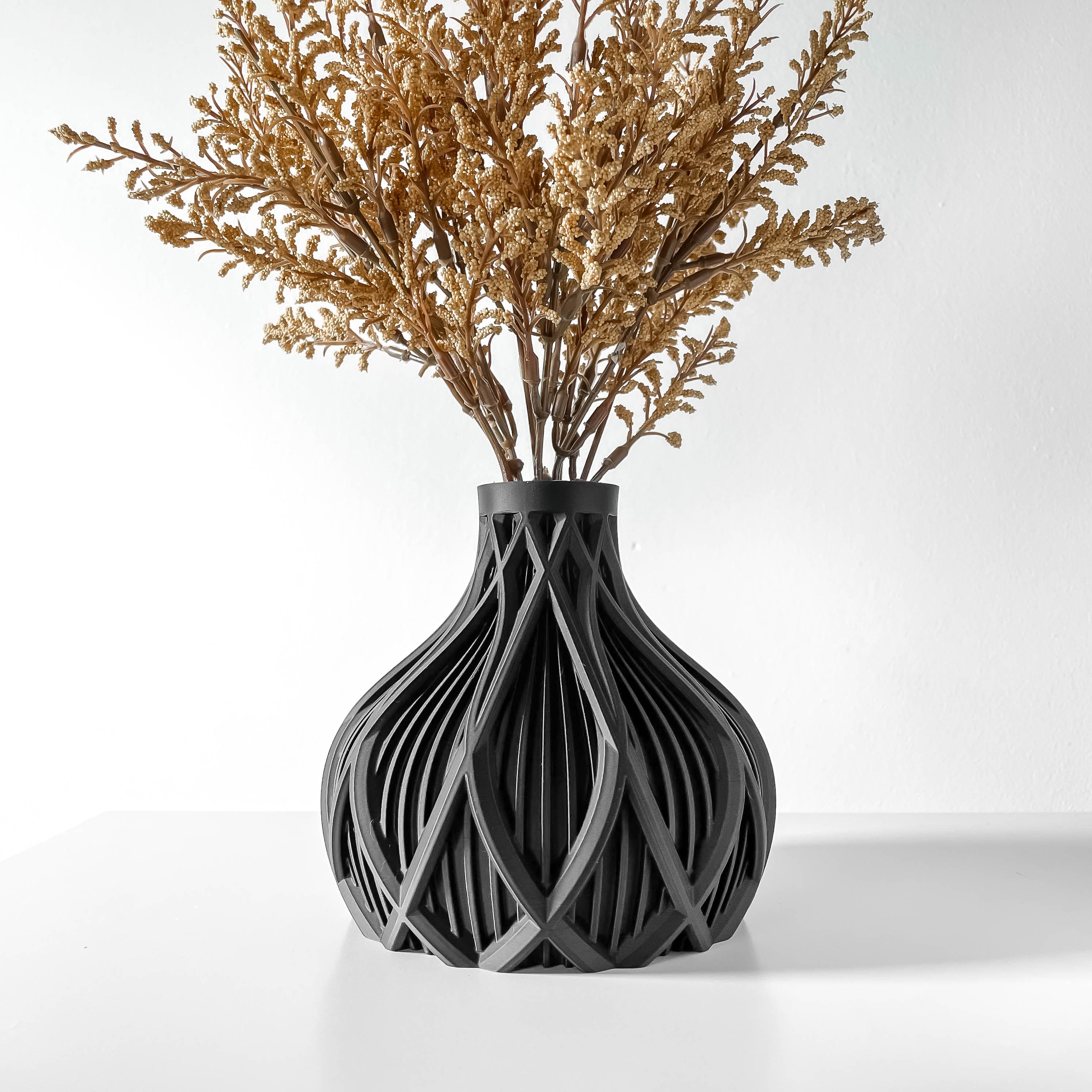 The Kami Short Vase