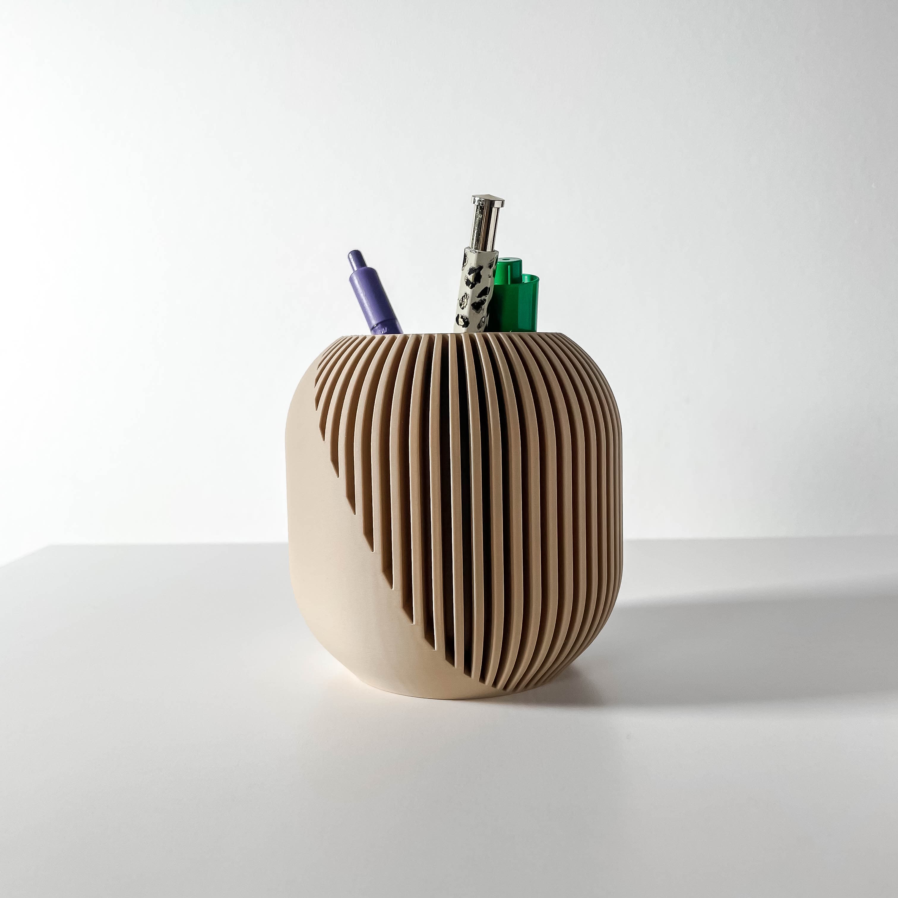 The Olas Pen Holder
